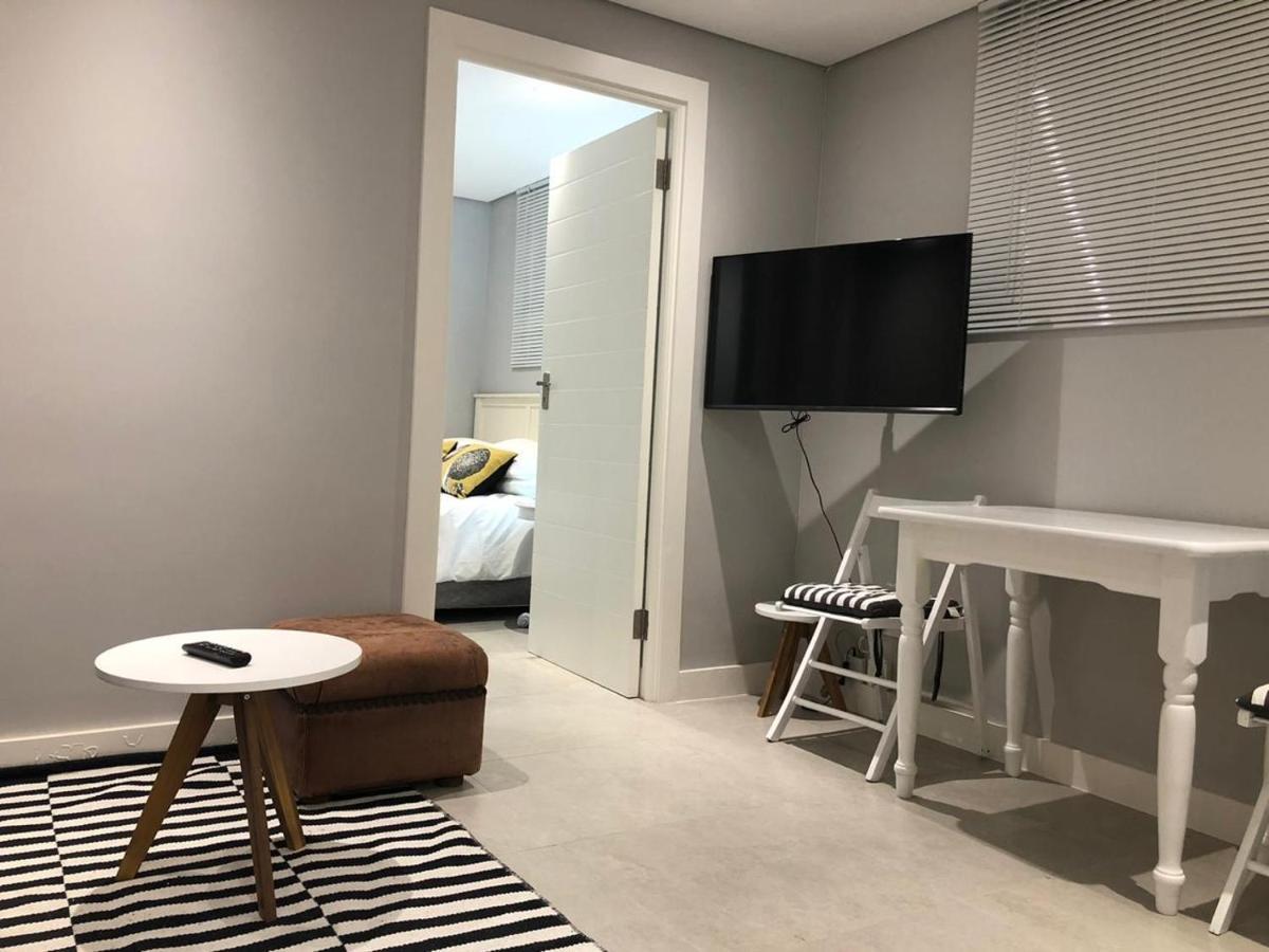 开普敦Private Bachelor Pad In Sea Point公寓 外观 照片